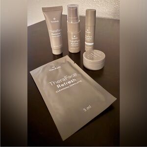 Therabody Skincare Essentials in Gray